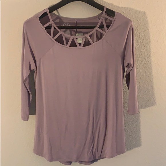 NWT Lavender Blouse w/ unique neck design! - Picture 1 of 7